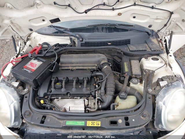 2008 MINI COOPER S WMWMF73548TT88681 Photo 9