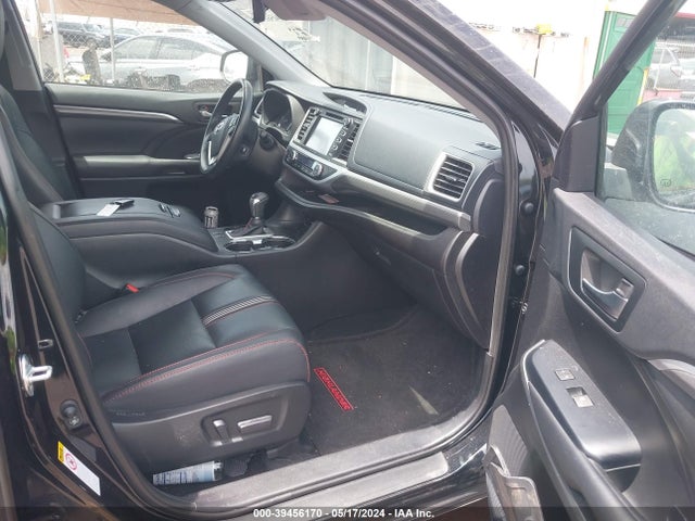Toyota Highlander Se 2019 5TDKZRFH6KS321962 Image 5