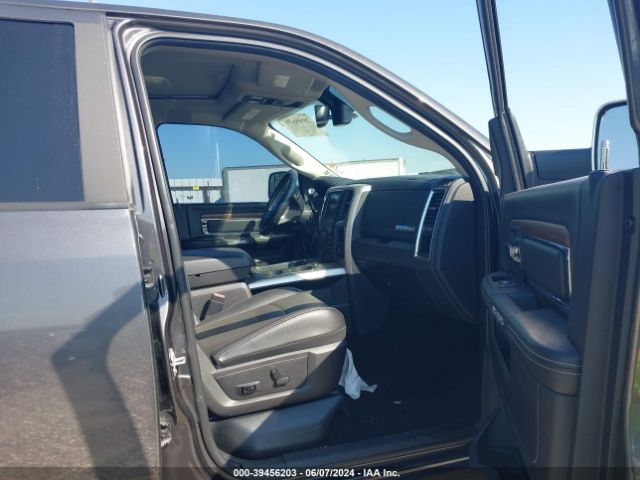 3C6UR5FJ9HG589780 RAM 2500 Laramie  4x4 6'4 Box
