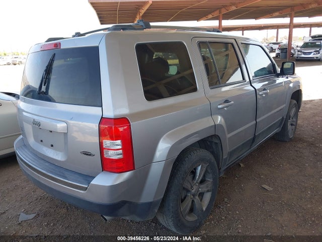 1C4NJPBA6GD602535 Jeep Patriot Sport Se