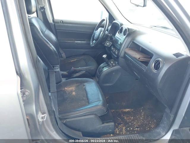 1C4NJPBA6GD602535 Jeep Patriot Sport Se