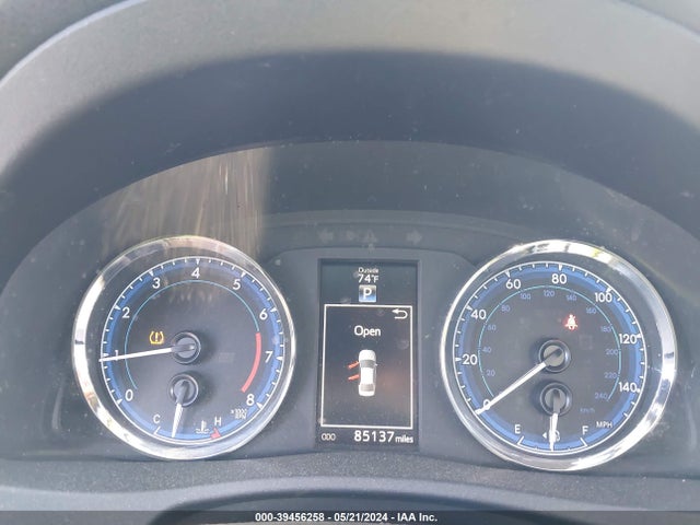 Toyota Corolla Xse 2018 2T1BURHE9JC092654 Image 15