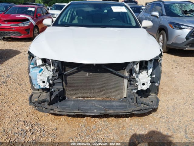 4T1BZ1HK2KU026178 Toyota Camry Xse V6