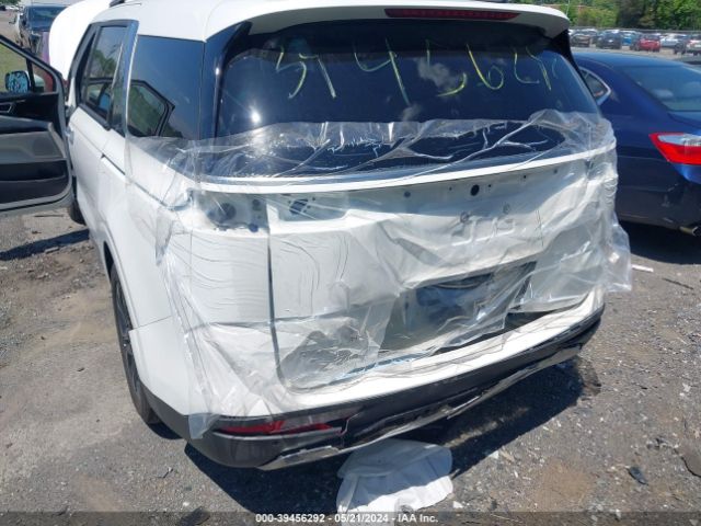 KNDNE5H37R6389541 KIA Carnival Mpv Sx