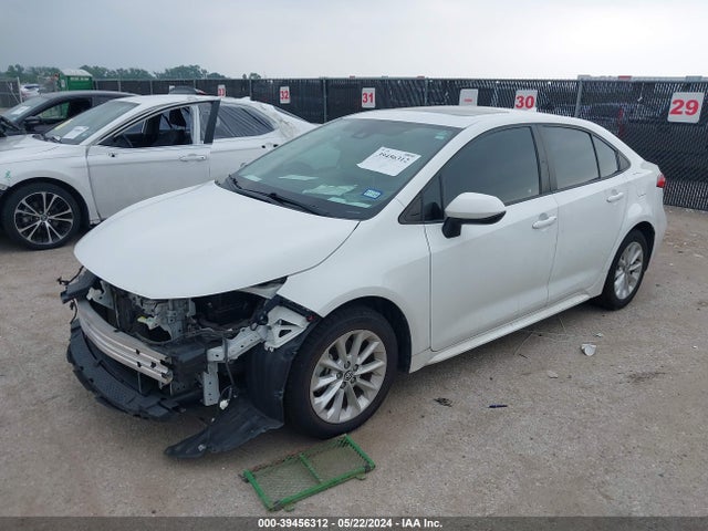 Toyota COROLLA LE 2020 5YFHPRAE6LP022673 Image 2
