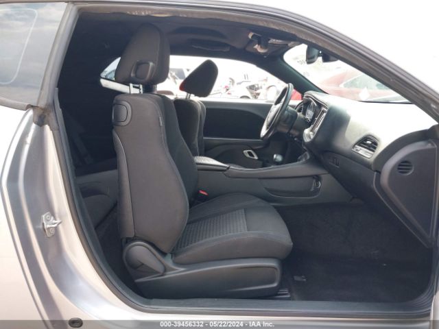 2C3CDZAGXFH816319 Dodge Challenger Sxt