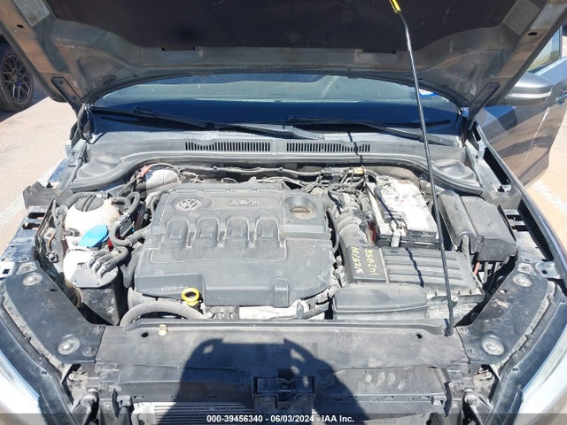 3VWLA7AJ9FM225109 Volkswagen Jetta 2.0l Tdi Se