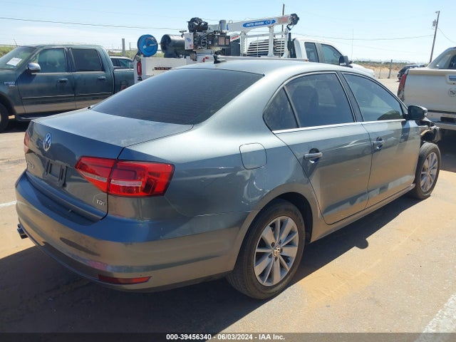 3VWLA7AJ9FM225109 Volkswagen Jetta 2.0l Tdi Se