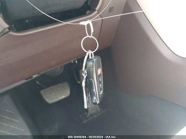 Toyota Highlander Xle 2022 5TDGZRAHXNS548931 Image 11