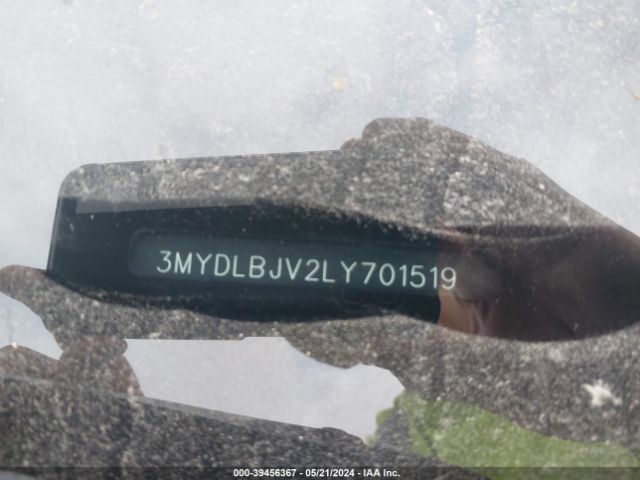 3MYDLBJV2LY701519 Toyota YARIS LE