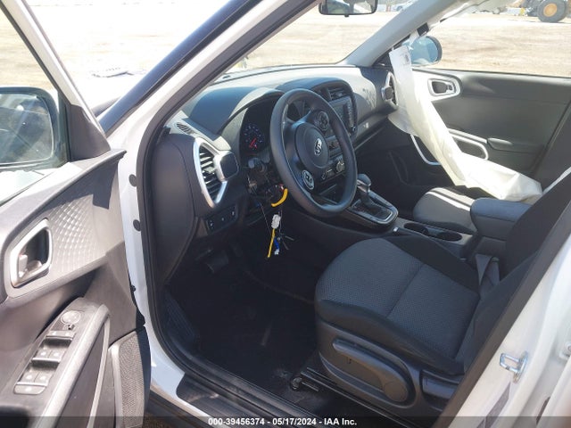 KIA SOUL LX 2020 KNDJ23AU0L7712358 Image 5