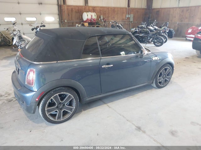 2010 MINI COOPER S WMWMS3C55ATY51583 Photo 3