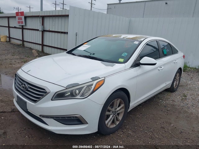 Hyundai SONATA SE 2015 5NPE24AF8FH134020 Image 2