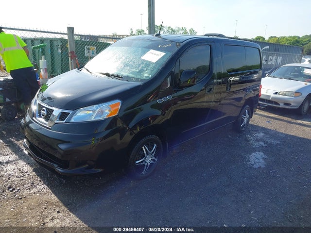 Nissan NV200 SV 2015 3N6CM0KN3FK693655 Image 2