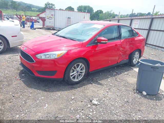Ford FOCUS SE 2017 1FADP3F23HL202130 Image 2