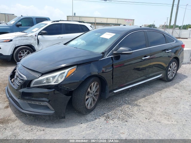 Hyundai Sonata Limited 2017 5NPE34AF5HH562286 Image 2