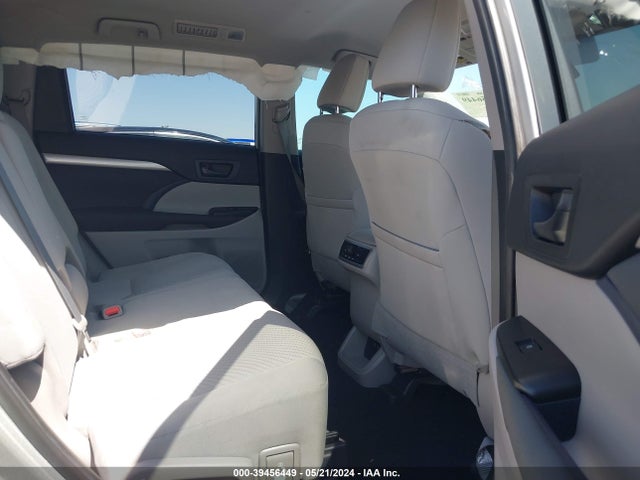 5TDBGRFH9KS062812 Toyota Highlander Hybrid Le