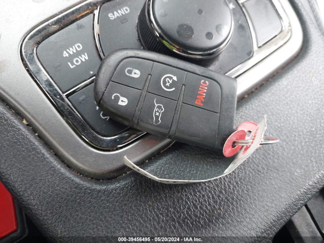1C4RJFBG2LC240557 Jeep Grand Cherokee Limited X 4x4