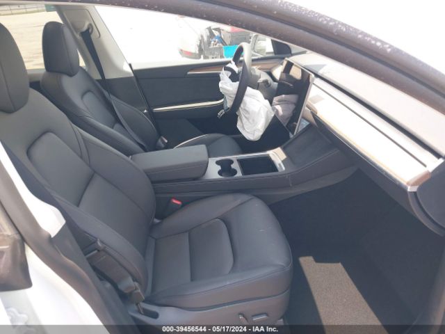 7SAYGDED1RF047637 Tesla Model Y Rwd
