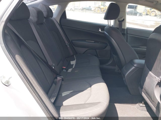 KIA Optima Lx 2016 KNAGT4L36G5104053 Image 8