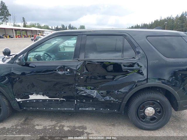 Ford Police Interceptor Utility 2018 1FM5K8AR9JGA73335 Image 14