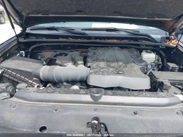 2020 TOYOTA 4RUNNER JTEBU5JR5L5773086 Photo 9