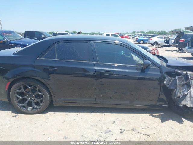 2C3CCABG0KH682823 Chrysler 300 300s