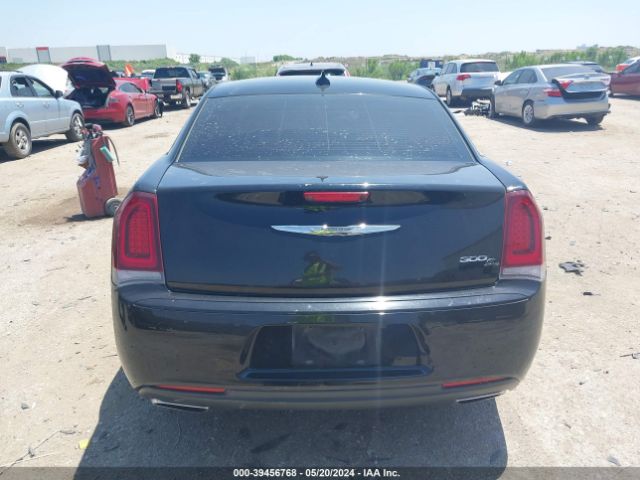 2C3CCABG0KH682823 Chrysler 300 300s