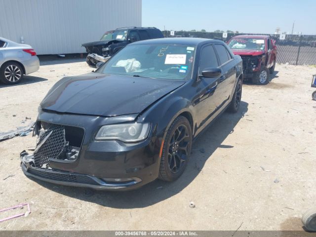 2C3CCABG0KH682823 Chrysler 300 300s