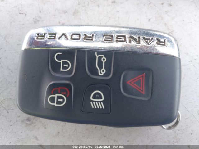 SALVP2BG9FH033010 Land Rover Range Rover Evoque Pure