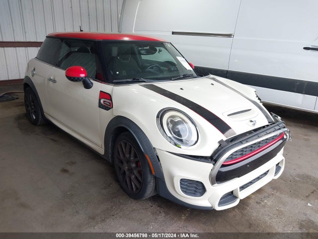 2016 MINI HARDTOP WMWXM9C51GT996946 Photo 0
