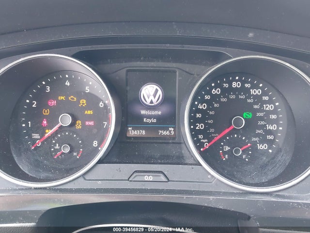 3VV2B7AXXJM007903 Volkswagen Tiguan 2.0t Se/2.0t Sel