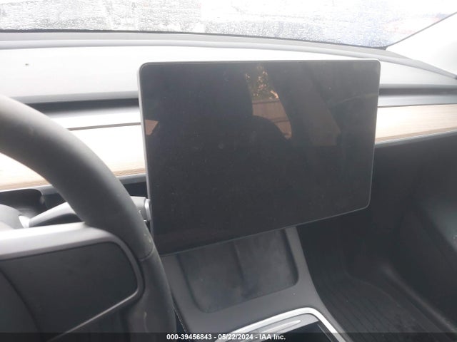 Tesla Model Y 2023 7SAYGDEE9PA157192 Image 7