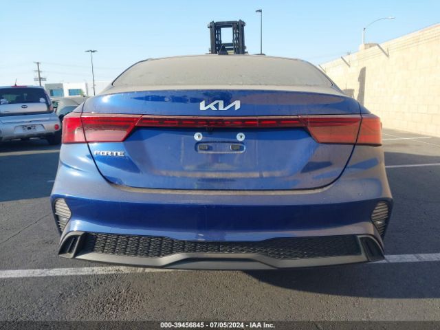 3KPF24AD6PE555310 KIA Forte Lxs