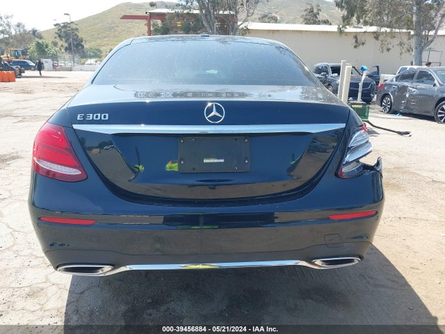 Mercedes-Benz E 300 2017 WDDZF4JB6HA049650 Image 17
