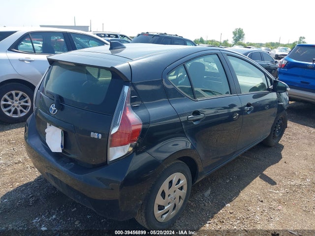 Toyota Prius C One 2016 JTDKDTB3XG1131818 Image 4
