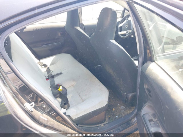 Toyota Prius C One 2016 JTDKDTB3XG1131818 Image 8