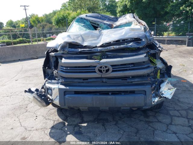 5TFUY5F12EX330776 Toyota Tundra Sr5 5.7l V8