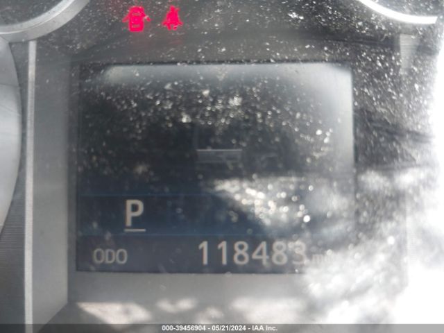 5TFUY5F12EX330776 Toyota Tundra Sr5 5.7l V8
