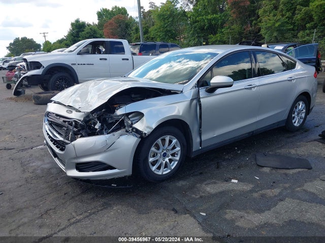 Ford FUSION S 2016 3FA6P0G78GR338576 Image 2