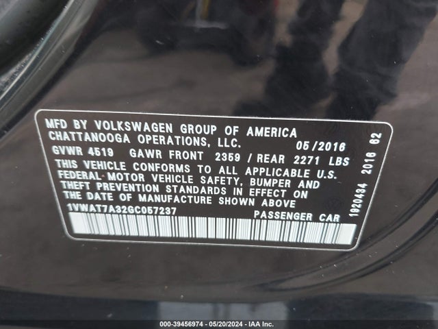 1VWAT7A32GC057237 Volkswagen Passat 1.8t R-line