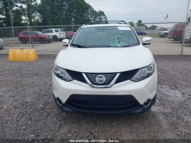JN1BJ1CP2KW525715 Nissan Rogue Sport Sl