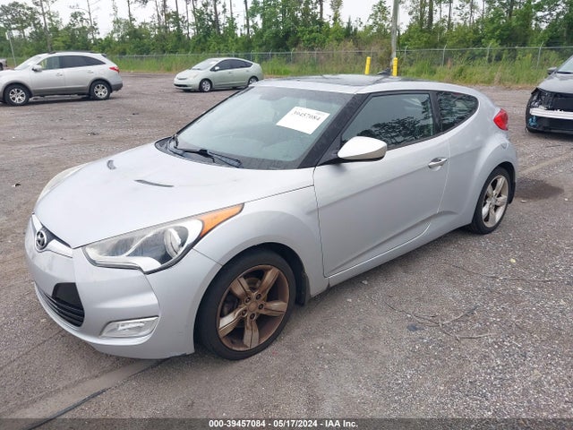 Hyundai Veloster Base W/black 2014 KMHTC6AD5EU194660 Image 2