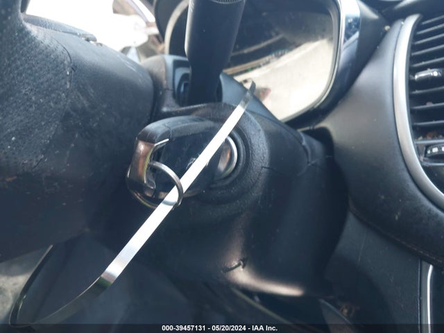 Chevrolet TRAX LS 2019 3GNCJKSB8KL395157 Image 11