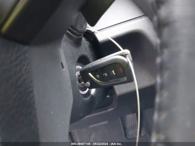 4T1G11AKXNU019667 Toyota CAMRY SE