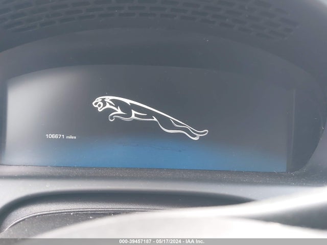 2011 JAGUAR XJ SAJWA2GE7BMV16731 Photo 6