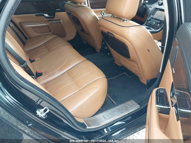 2011 JAGUAR XJ SAJWA2GE7BMV16731 Photo 7