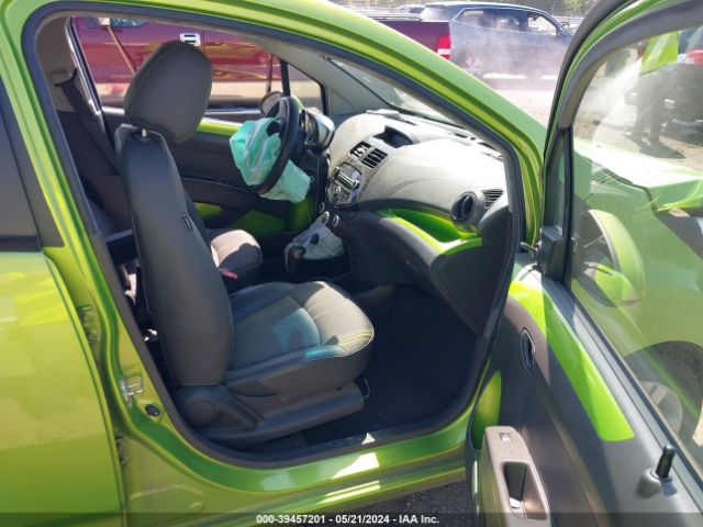 KL8CB6S99FC765164 Chevrolet Spark Ls Cvt