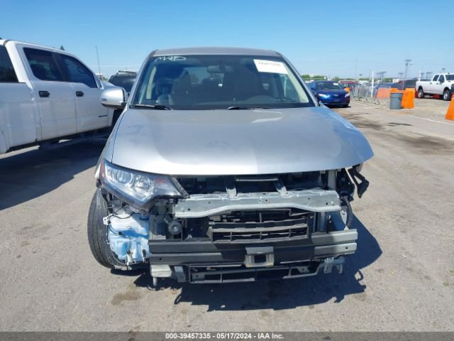 JA4AD3A33KZ046501 Mitsubishi Outlander Se