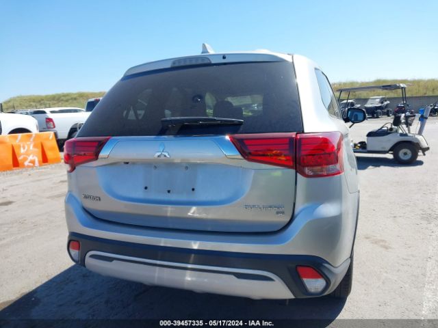 JA4AD3A33KZ046501 Mitsubishi Outlander Se